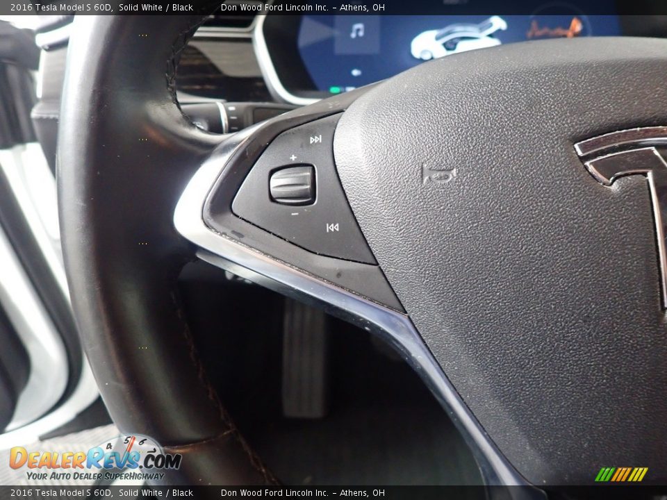 2016 Tesla Model S 60D Steering Wheel Photo #31