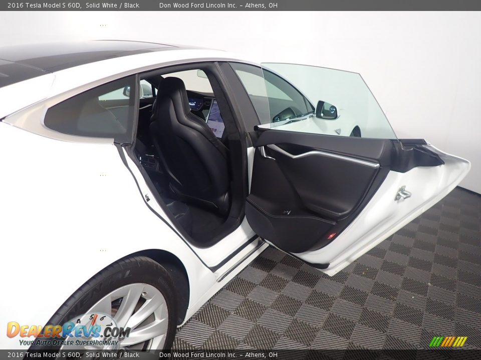 2016 Tesla Model S 60D Solid White / Black Photo #36