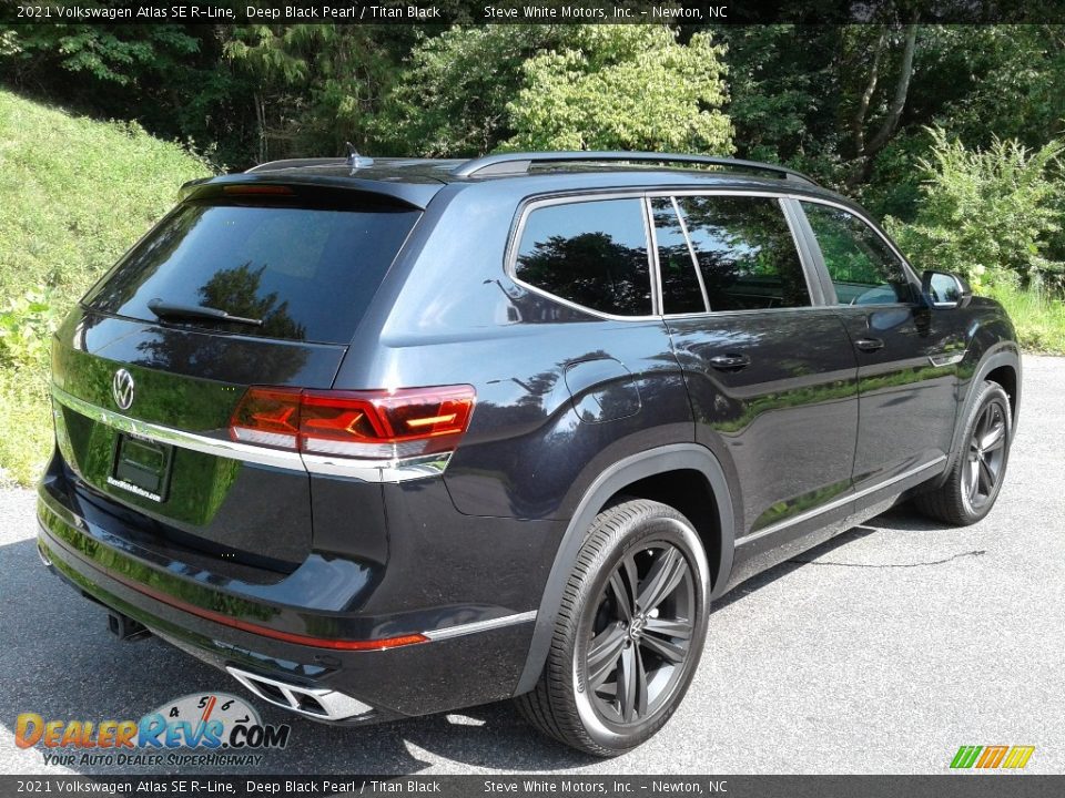 2021 Volkswagen Atlas SE R-Line Deep Black Pearl / Titan Black Photo #7