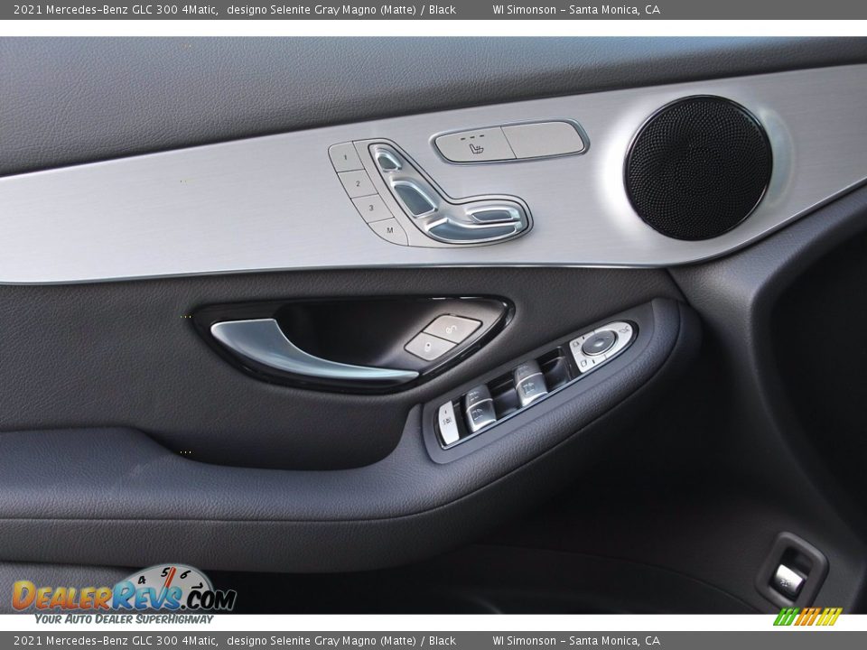 Door Panel of 2021 Mercedes-Benz GLC 300 4Matic Photo #10