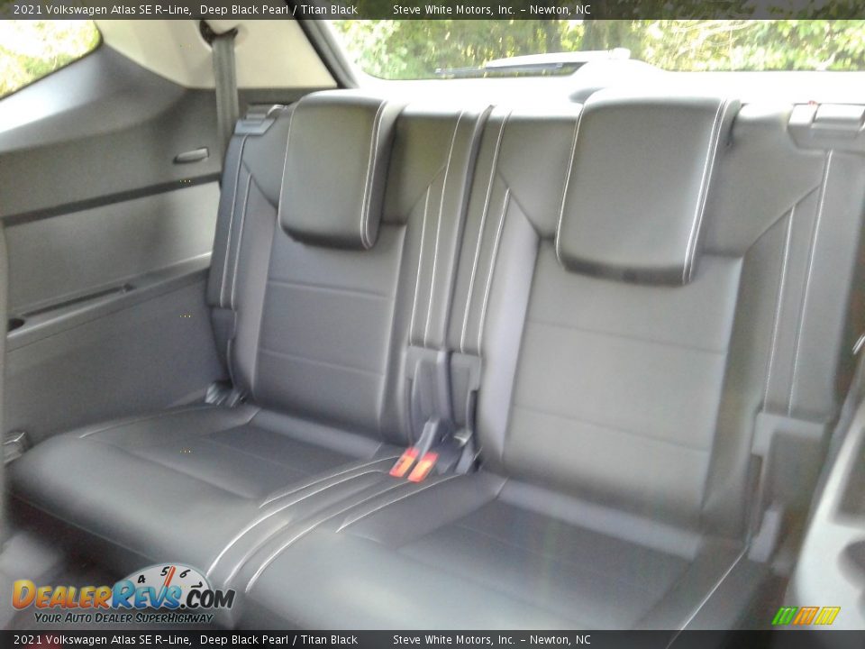 Rear Seat of 2021 Volkswagen Atlas SE R-Line Photo #14