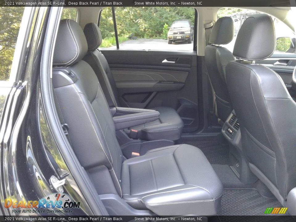 Rear Seat of 2021 Volkswagen Atlas SE R-Line Photo #17