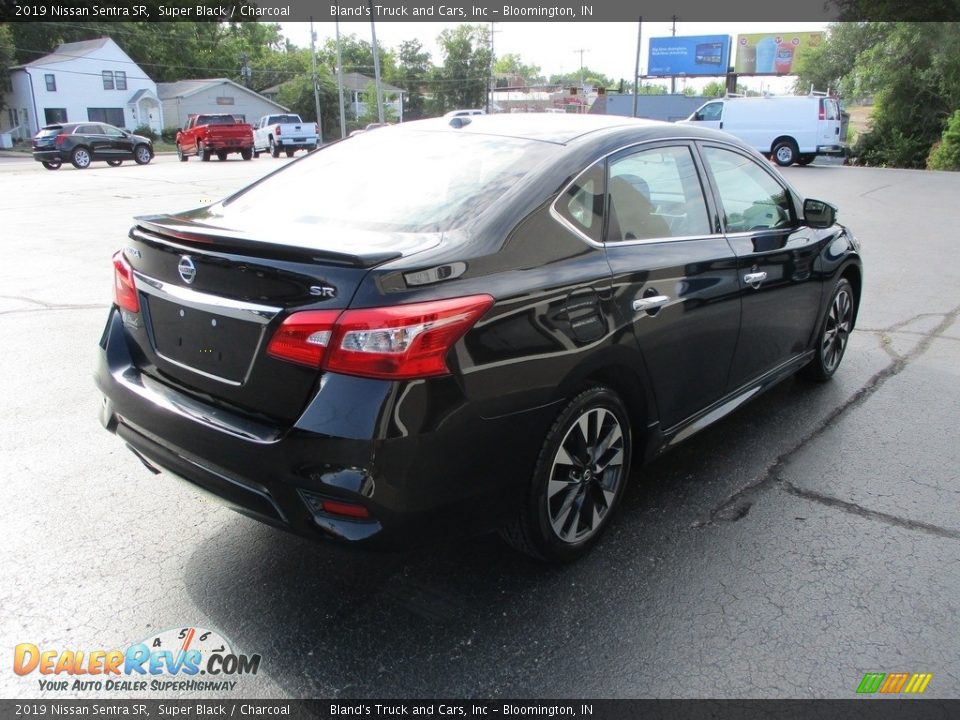 2019 Nissan Sentra SR Super Black / Charcoal Photo #4