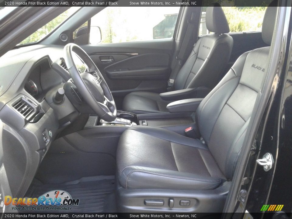 Front Seat of 2020 Honda Pilot Black Edition AWD Photo #10