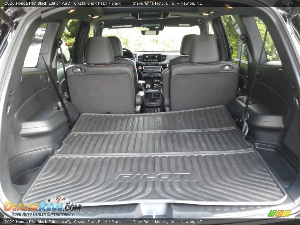 2020 Honda Pilot Black Edition AWD Trunk Photo #18