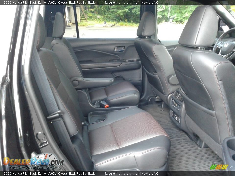 Rear Seat of 2020 Honda Pilot Black Edition AWD Photo #19