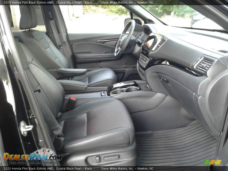 Front Seat of 2020 Honda Pilot Black Edition AWD Photo #20