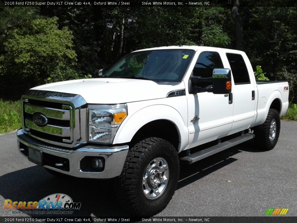 2016 Ford F250 Super Duty XLT Crew Cab 4x4 Oxford White / Steel Photo #3