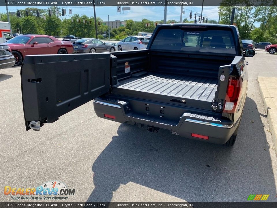 2019 Honda Ridgeline RTL AWD Crystal Black Pearl / Black Photo #9