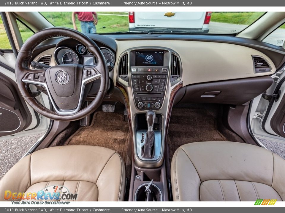 2013 Buick Verano FWD White Diamond Tricoat / Cashmere Photo #29