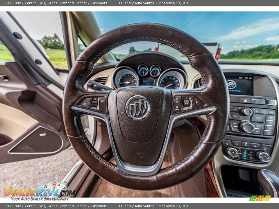 2013 Buick Verano FWD White Diamond Tricoat / Cashmere Photo #31