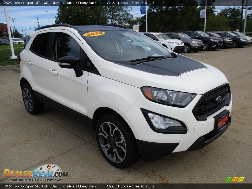 Front 3/4 View of 2020 Ford EcoSport SES 4WD Photo #3