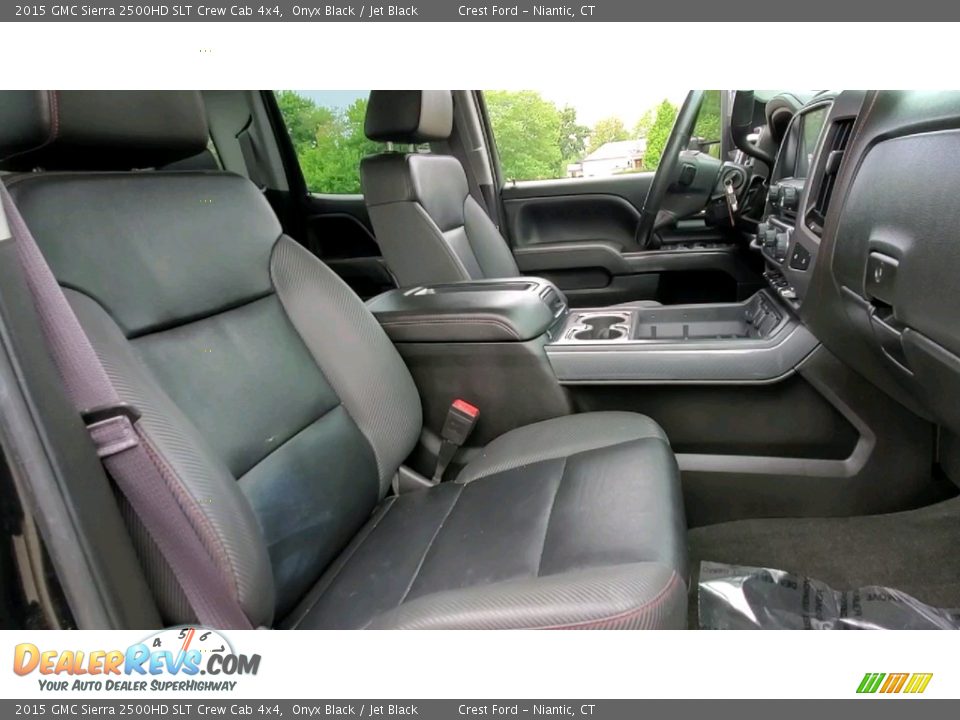 Front Seat of 2015 GMC Sierra 2500HD SLT Crew Cab 4x4 Photo #24