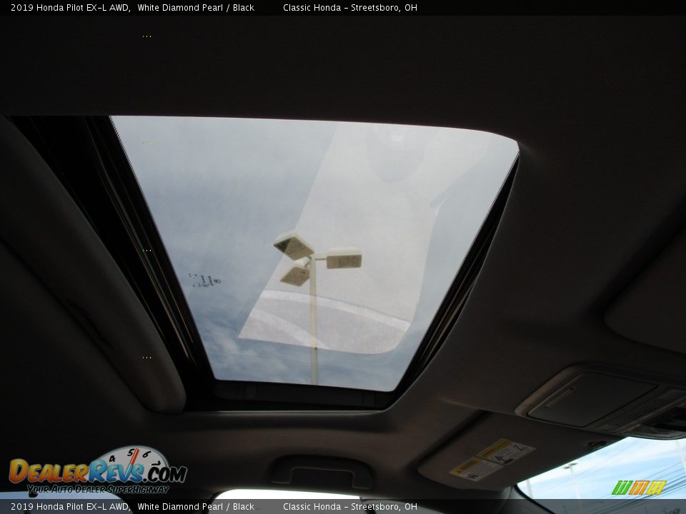 2019 Honda Pilot EX-L AWD White Diamond Pearl / Black Photo #17