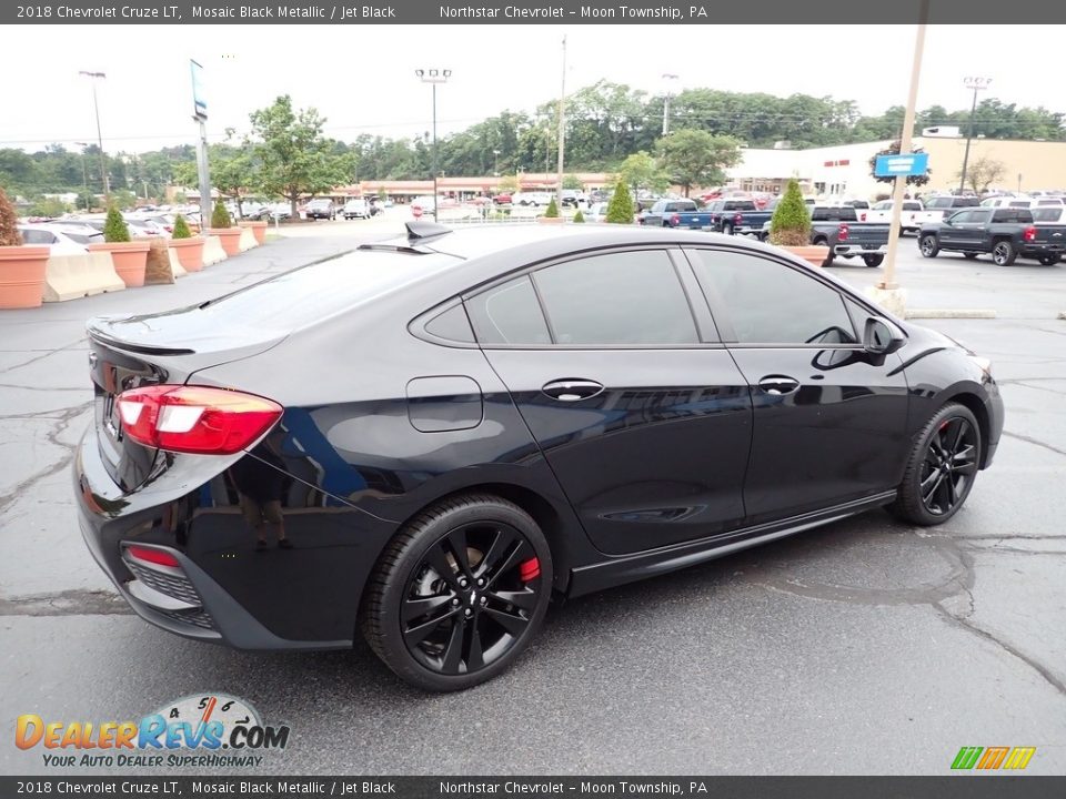 2018 Chevrolet Cruze LT Mosaic Black Metallic / Jet Black Photo #9