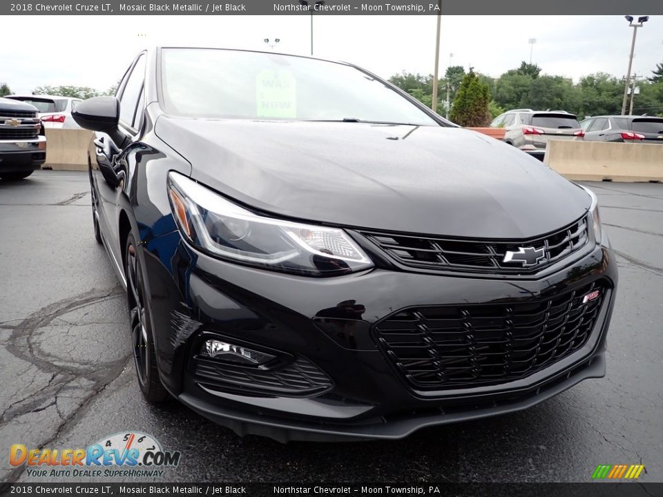 2018 Chevrolet Cruze LT Mosaic Black Metallic / Jet Black Photo #12