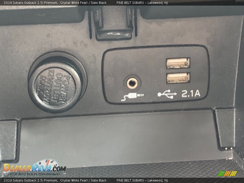 2019 Subaru Outback 2.5i Premium Crystal White Pearl / Slate Black Photo #10