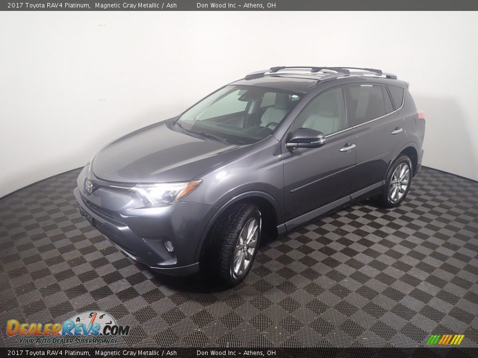 2017 Toyota RAV4 Platinum Magnetic Gray Metallic / Ash Photo #12