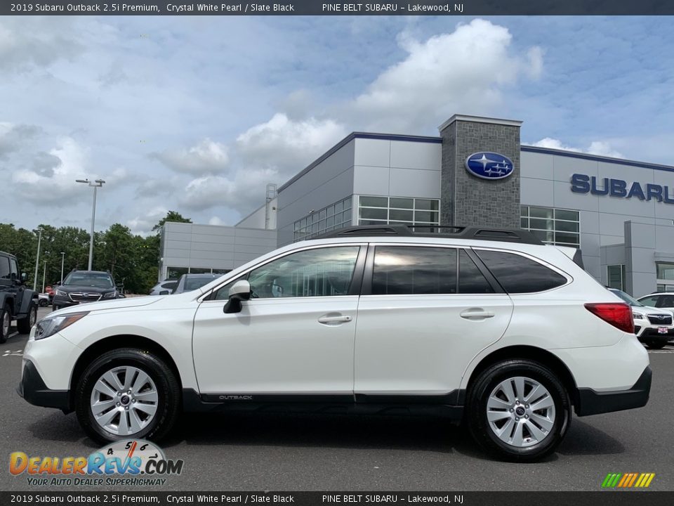 2019 Subaru Outback 2.5i Premium Crystal White Pearl / Slate Black Photo #16