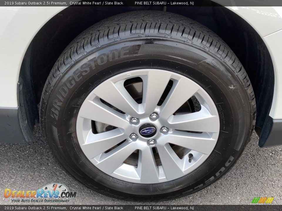 2019 Subaru Outback 2.5i Premium Crystal White Pearl / Slate Black Photo #23