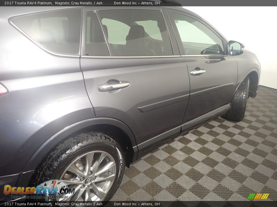 2017 Toyota RAV4 Platinum Magnetic Gray Metallic / Ash Photo #23