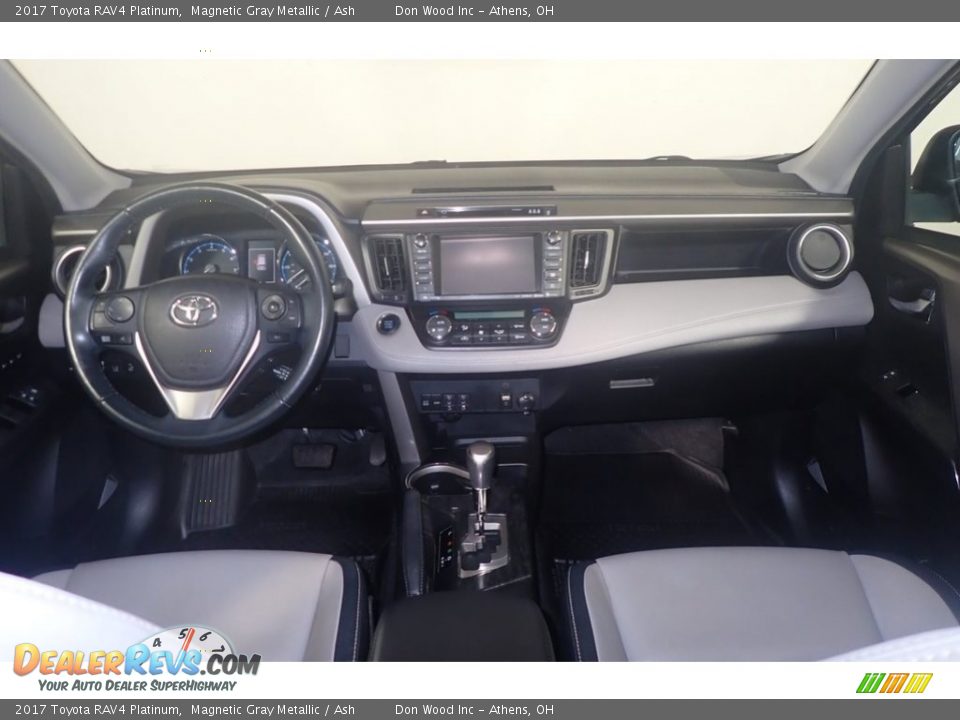 2017 Toyota RAV4 Platinum Magnetic Gray Metallic / Ash Photo #28