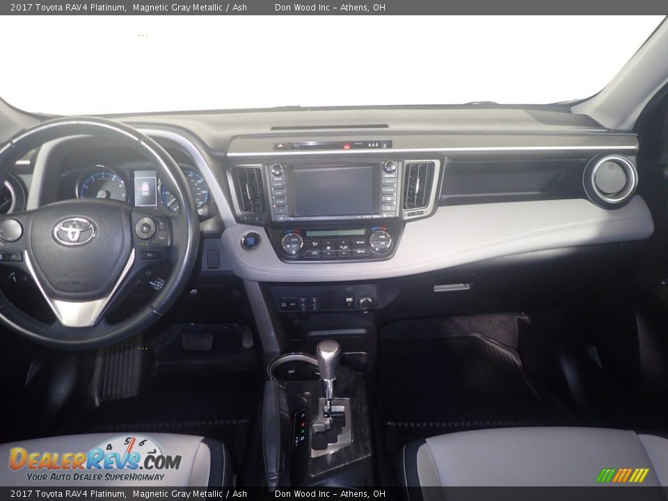 2017 Toyota RAV4 Platinum Magnetic Gray Metallic / Ash Photo #29