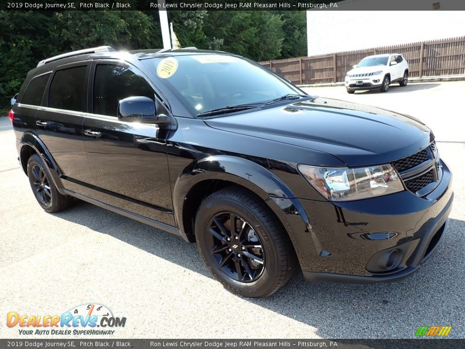 2019 Dodge Journey SE Pitch Black / Black Photo #8