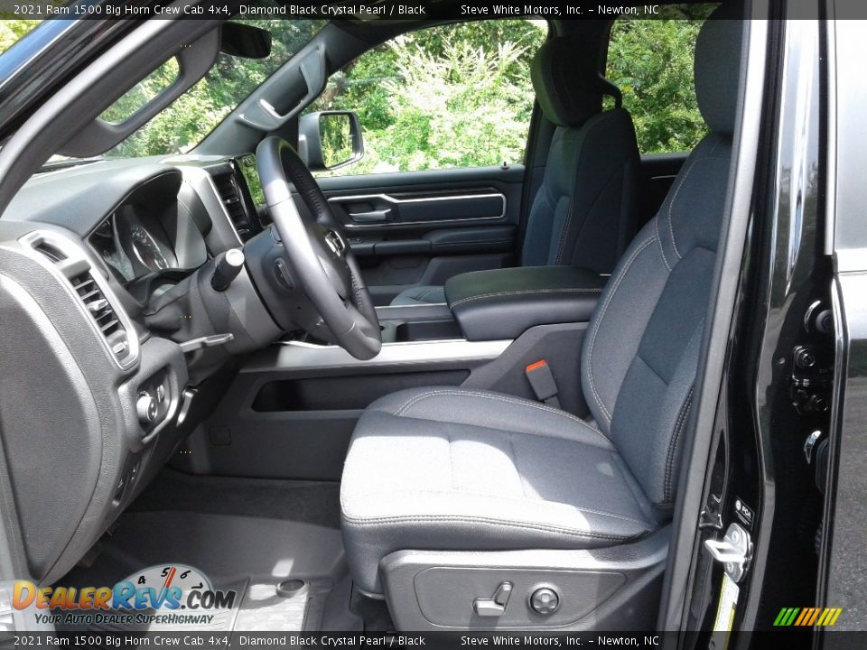2021 Ram 1500 Big Horn Crew Cab 4x4 Diamond Black Crystal Pearl / Black Photo #12