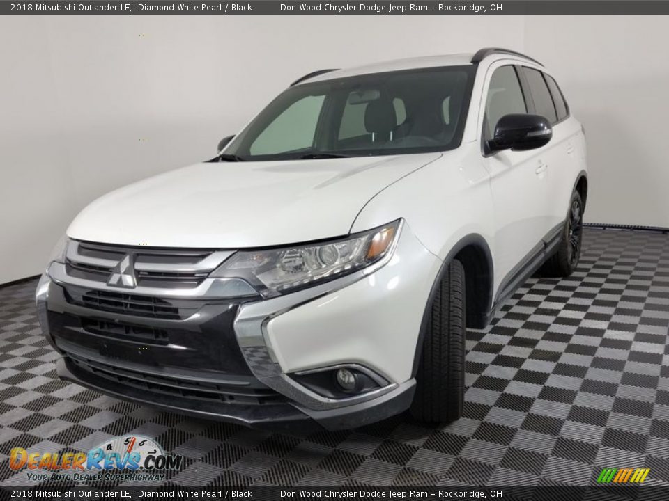 2018 Mitsubishi Outlander LE Diamond White Pearl / Black Photo #6