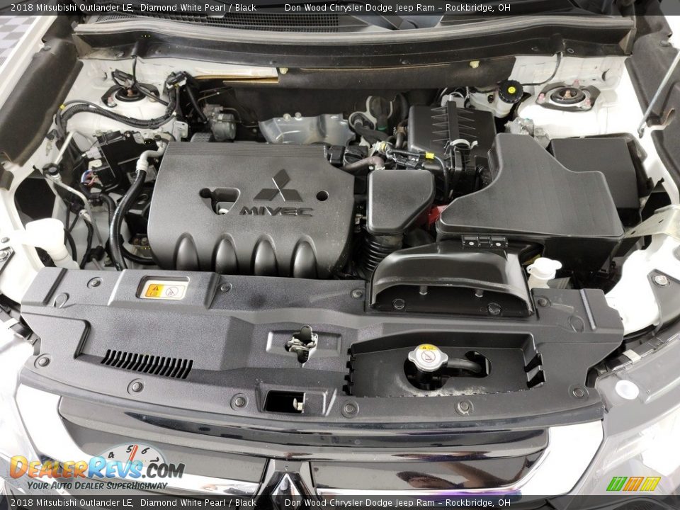 2018 Mitsubishi Outlander LE Diamond White Pearl / Black Photo #13