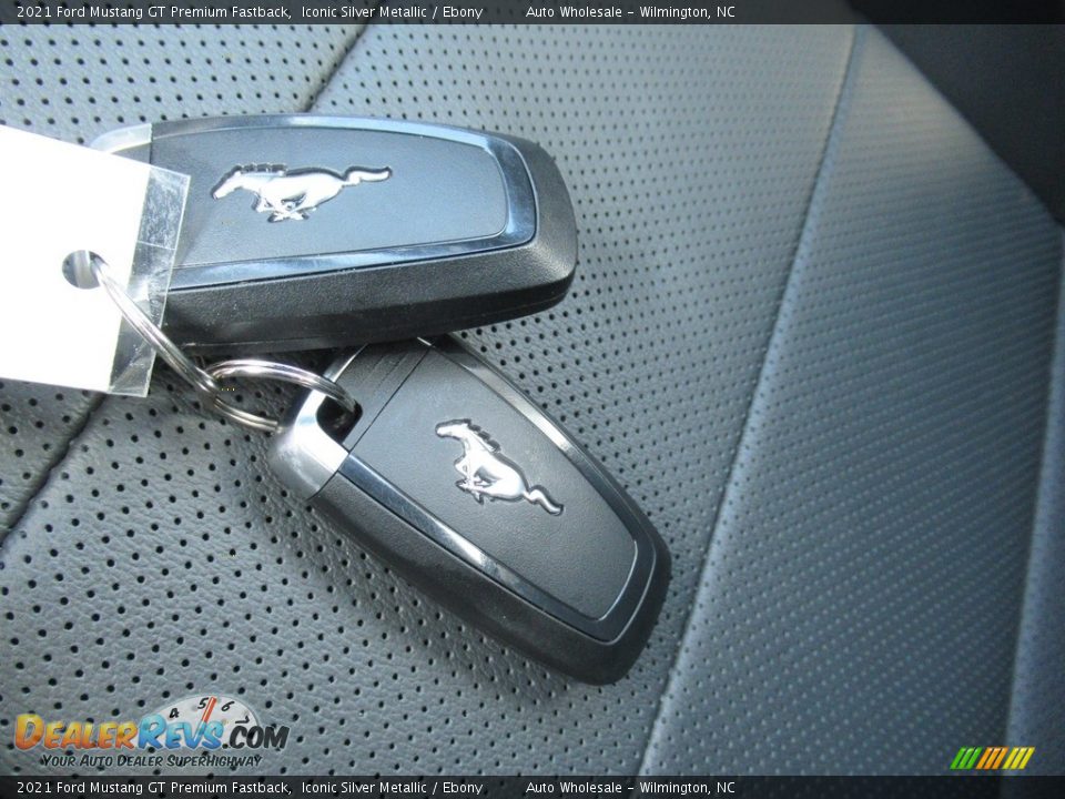 Keys of 2021 Ford Mustang GT Premium Fastback Photo #20