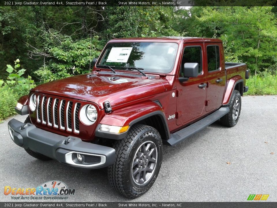 2021 Jeep Gladiator Overland 4x4 Snazzberry Pearl / Black Photo #2