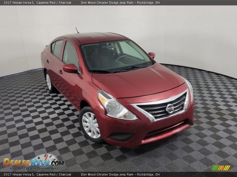 2017 Nissan Versa S Cayenne Red / Charcoal Photo #2