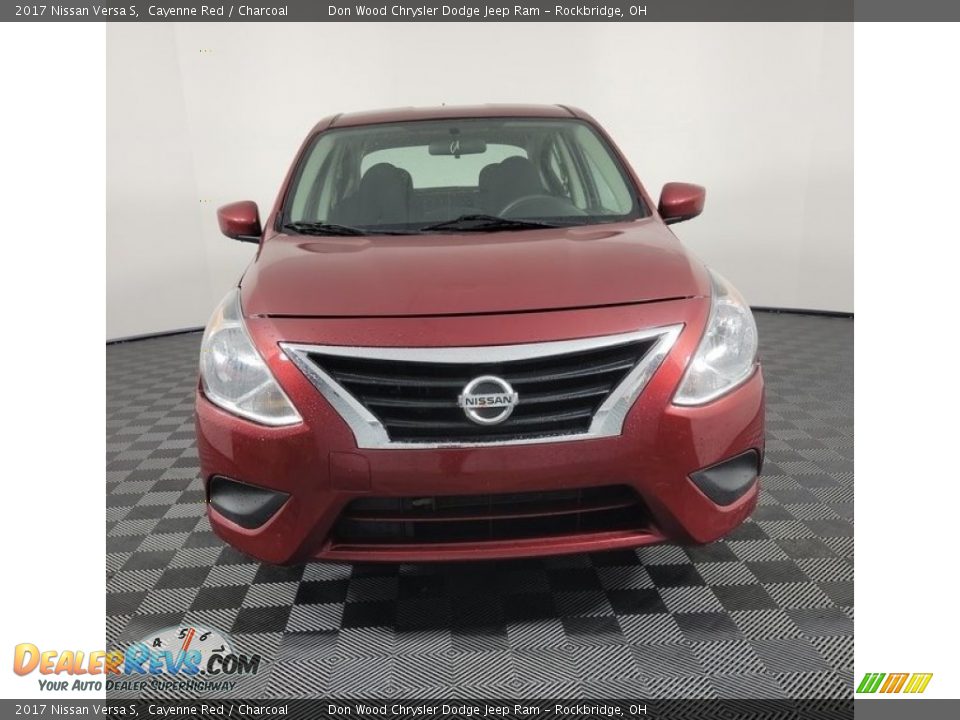 2017 Nissan Versa S Cayenne Red / Charcoal Photo #3