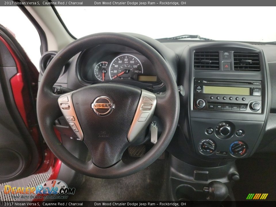 2017 Nissan Versa S Cayenne Red / Charcoal Photo #15