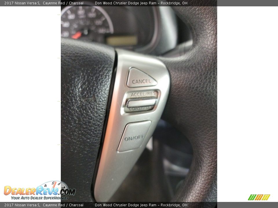 2017 Nissan Versa S Cayenne Red / Charcoal Photo #17