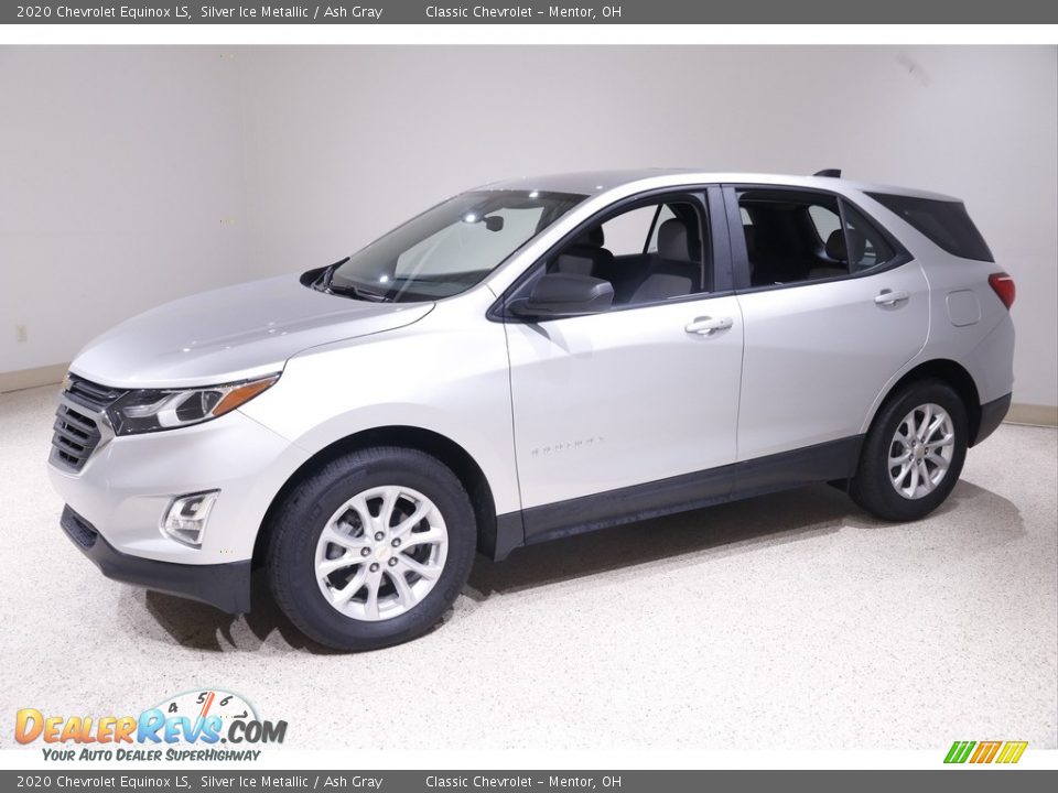 2020 Chevrolet Equinox LS Silver Ice Metallic / Ash Gray Photo #3