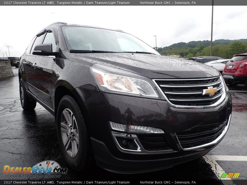 2017 Chevrolet Traverse LT AWD Tungsten Metallic / Dark Titanium/Light Titanium Photo #4