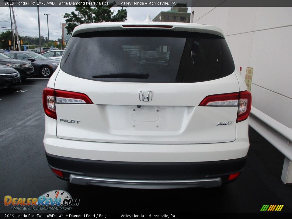 2019 Honda Pilot EX-L AWD White Diamond Pearl / Beige Photo #4