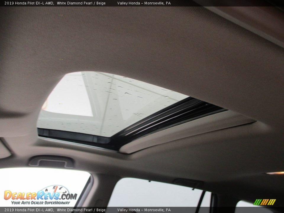 2019 Honda Pilot EX-L AWD White Diamond Pearl / Beige Photo #11