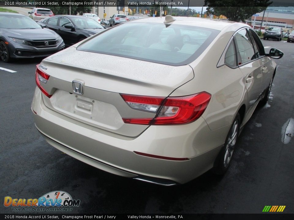 2018 Honda Accord LX Sedan Champagne Frost Pearl / Ivory Photo #5