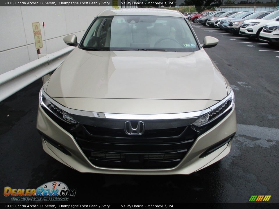 2018 Honda Accord LX Sedan Champagne Frost Pearl / Ivory Photo #8