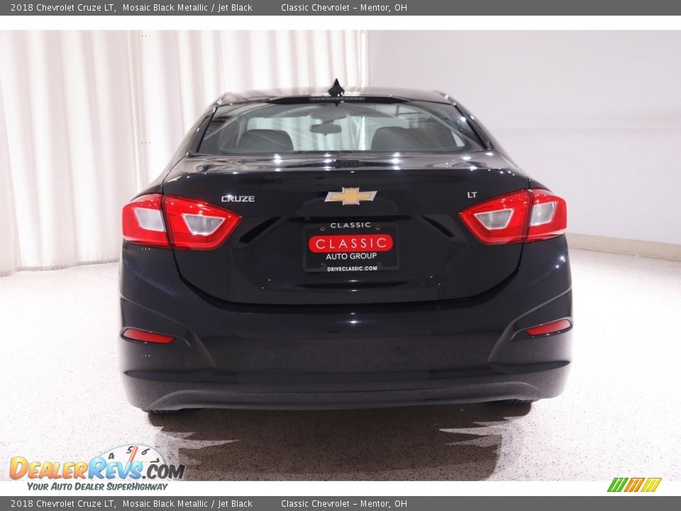 2018 Chevrolet Cruze LT Mosaic Black Metallic / Jet Black Photo #18