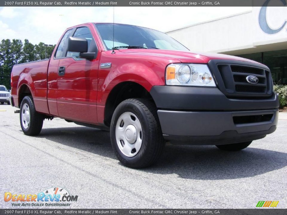 2007 Ford F150 XL Regular Cab Redfire Metallic / Medium Flint Photo #2