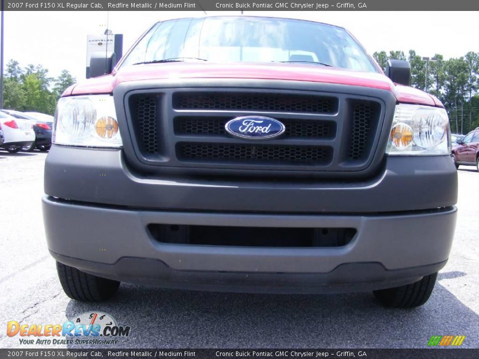 2007 Ford F150 XL Regular Cab Redfire Metallic / Medium Flint Photo #3