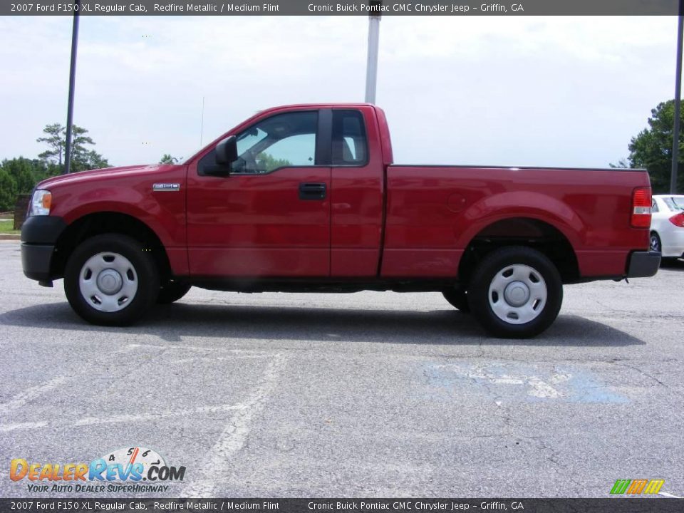 2007 Ford F150 XL Regular Cab Redfire Metallic / Medium Flint Photo #5