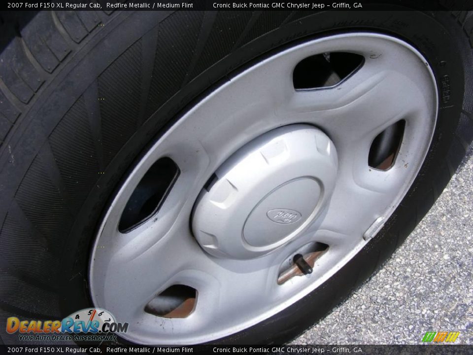 2007 Ford F150 XL Regular Cab Redfire Metallic / Medium Flint Photo #9