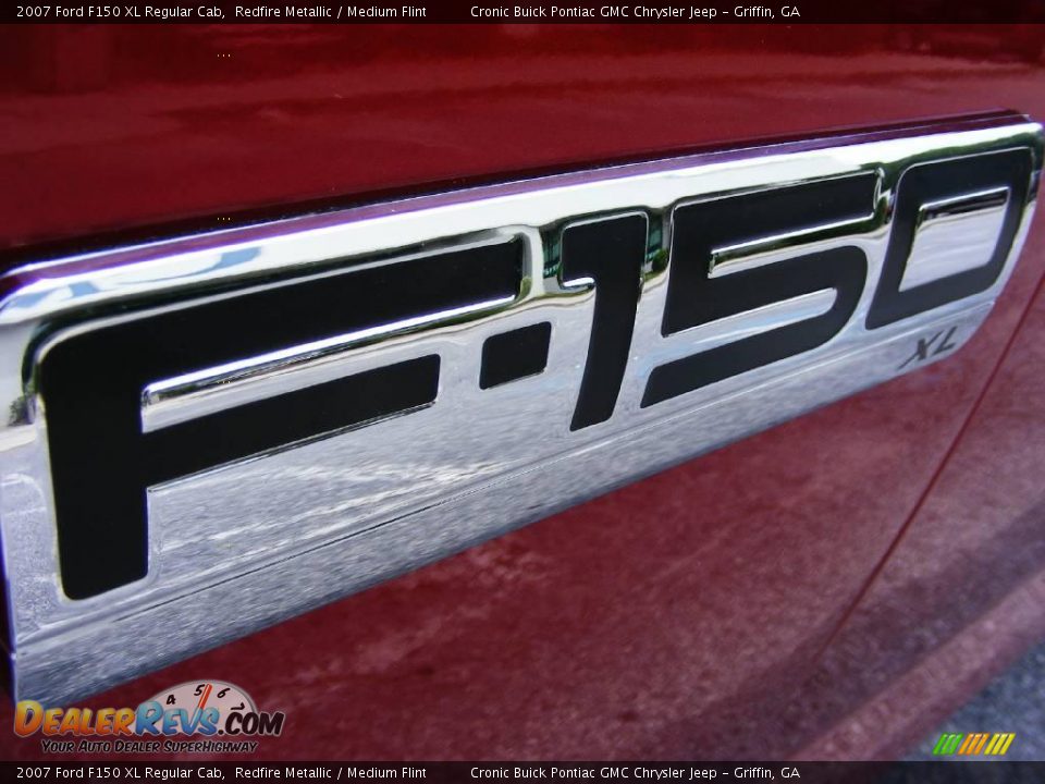 2007 Ford F150 XL Regular Cab Redfire Metallic / Medium Flint Photo #10