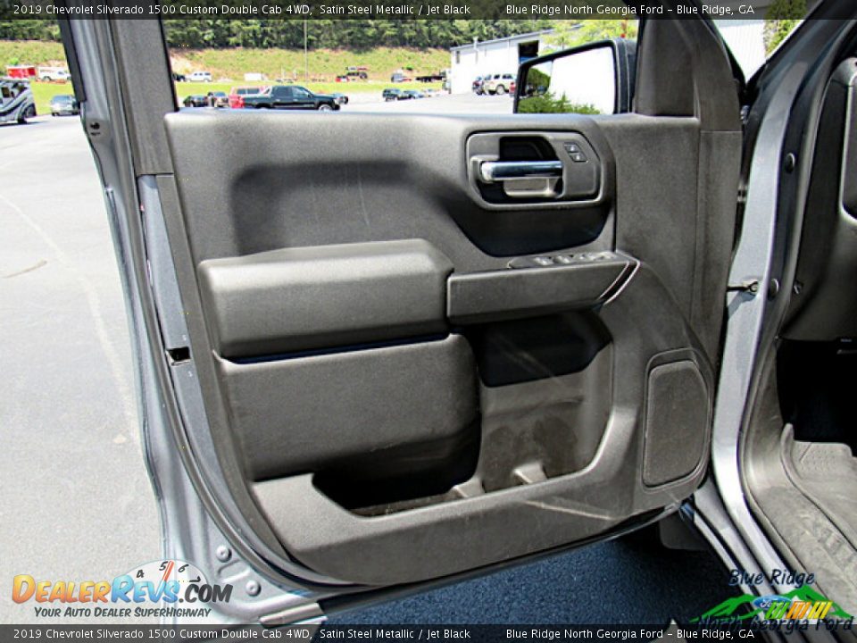 2019 Chevrolet Silverado 1500 Custom Double Cab 4WD Satin Steel Metallic / Jet Black Photo #10